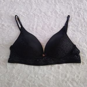 Daisy Fuentes Black Lace Bra